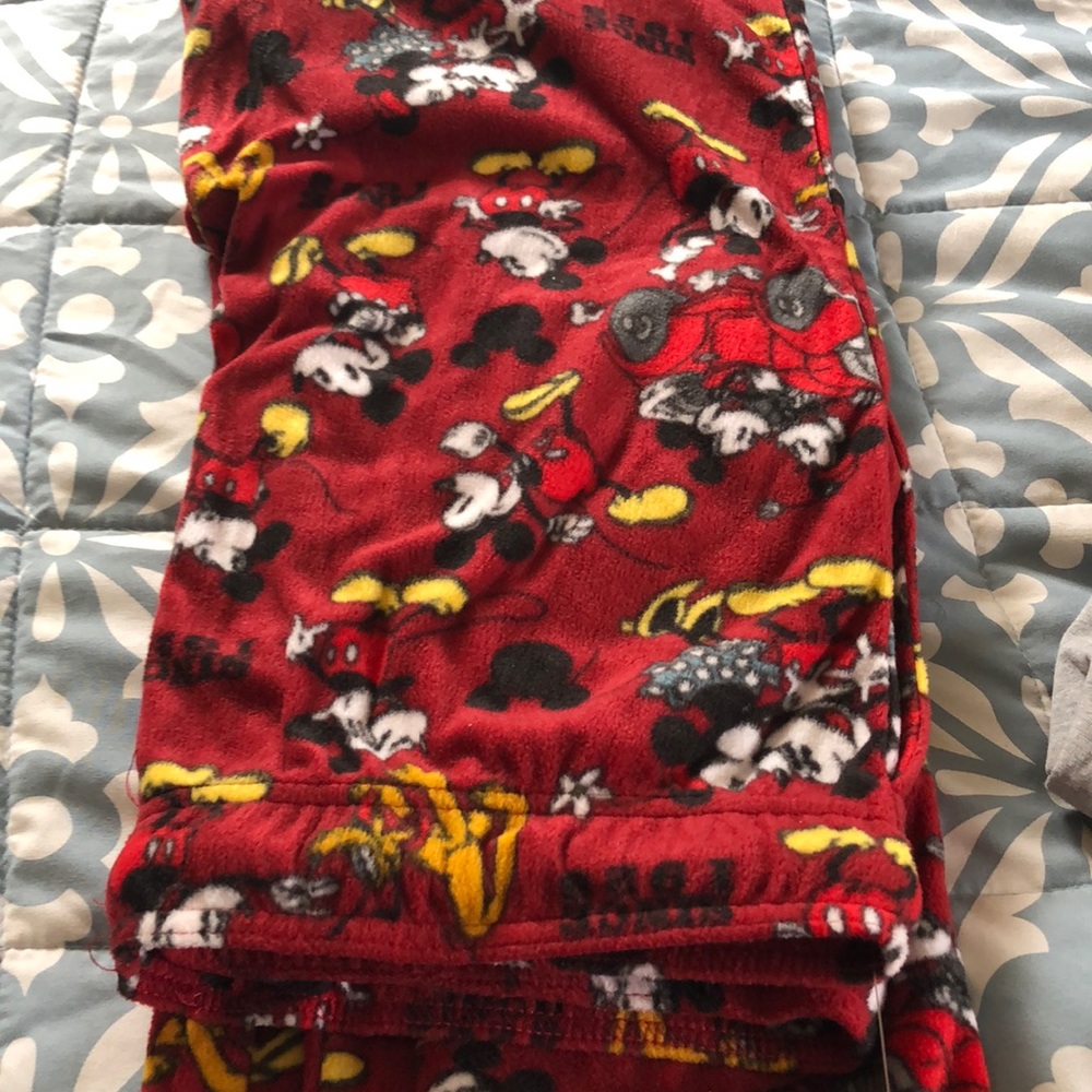 Men’s Disney PJS - Picture 3 of 3